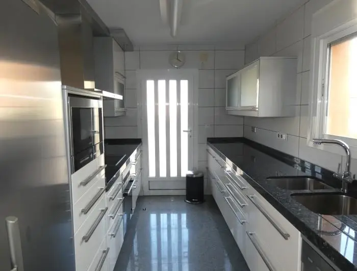 Villa de 3 Dormitorios en Camposol - Encantadora Propiedad Rústica