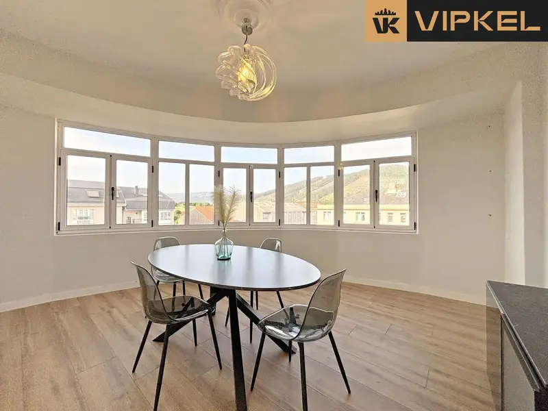Piso Moderno Reformado en Narón 4 Habitaciones 2 Baños