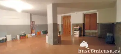 Chalet en venta en Avenida de Andrés Segovia