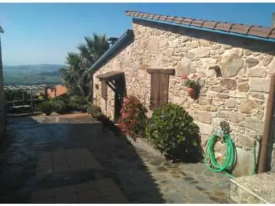 Casa Rural en Venta 2 Dormitorios Jardin Garaje