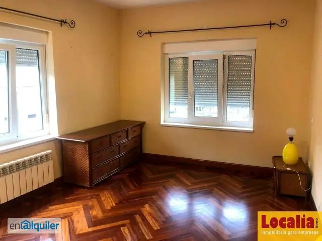 Alquiler Piso 2 Dormitorios Garaje Torrelavega