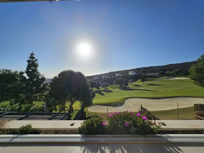 Apartamento 4 Dormitorios Primera Linea Golf Doña Julia Casares Costa