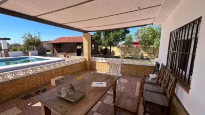 Chalet en venta Los Jinetes Carmona 1625m2 3 dormitorios piscina