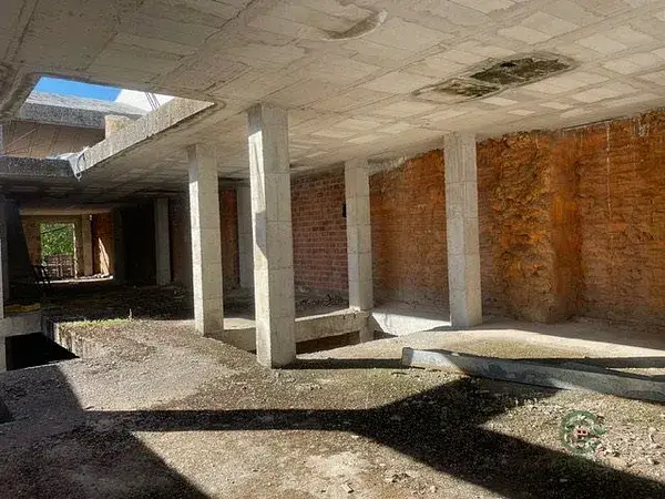 Edificio 600m2 Malaga Ronda Viviendas Duplex Garajes