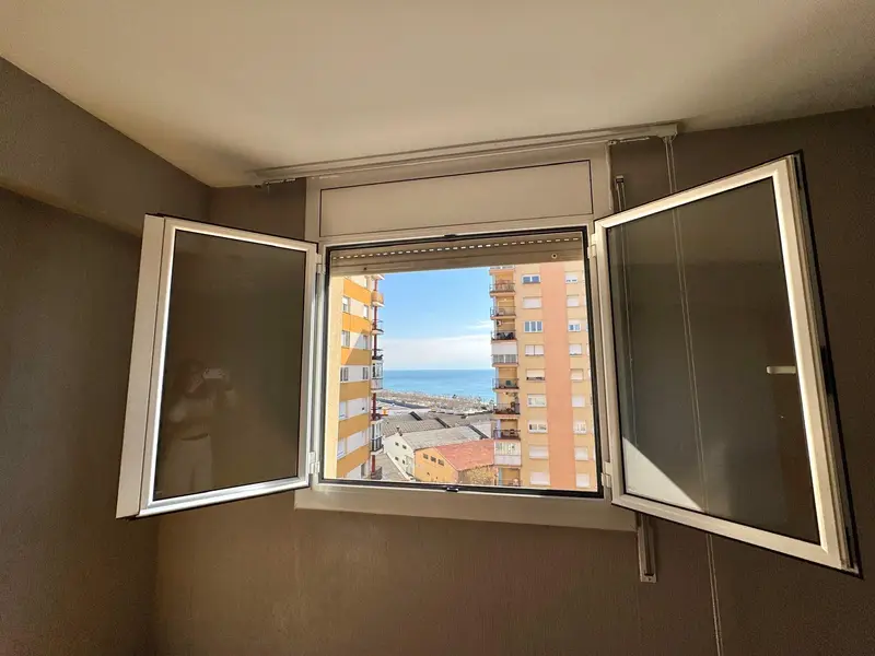 Piso con Vistas al Mar en Canyado Badalona