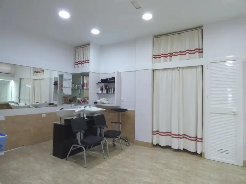 Venta Local Comercial Reformado La Paz Cadiz