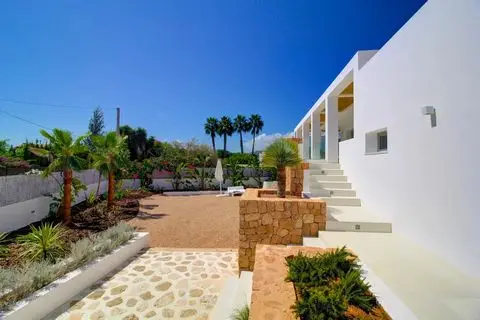 Casa Villa 4 Dormitorios en Venta Jesus Ibiza