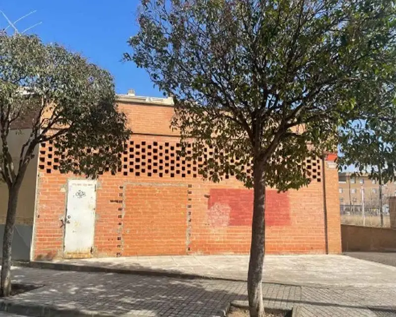 Local en Venta en Zaragoza 130m2 Calle Barcelona