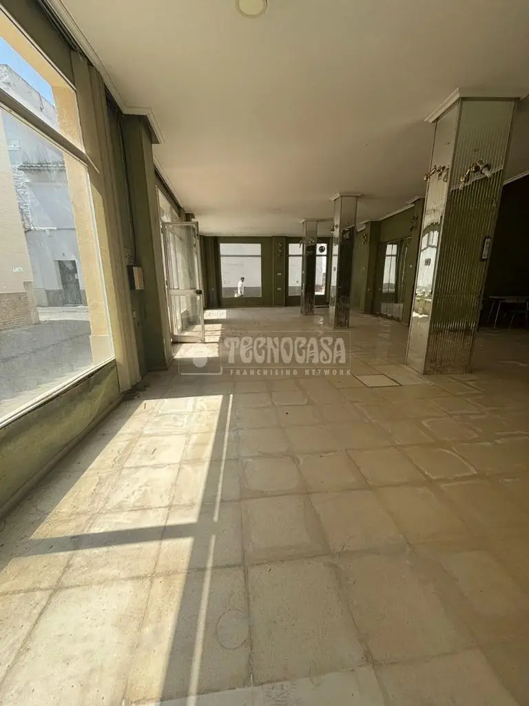 Local Comercial en Venta en Ecija Calle Ramon Freire Galvez