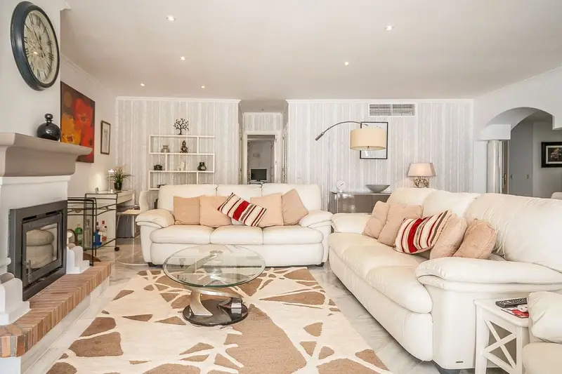 Apartamento en venta en Elviria, Marbella, Málaga