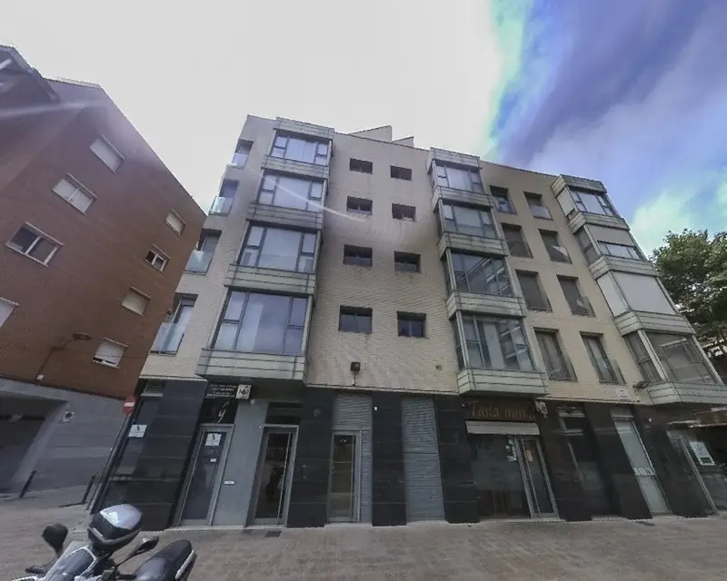 Garaje en Venta en Barcelona Calle Monturiol