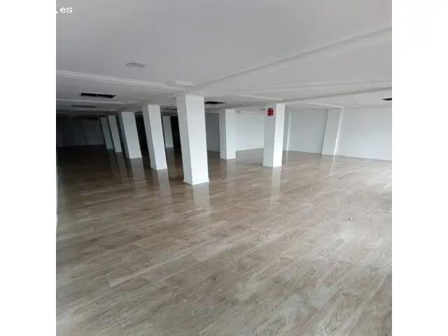 Espectacular Local 820m2 Centro Caceres