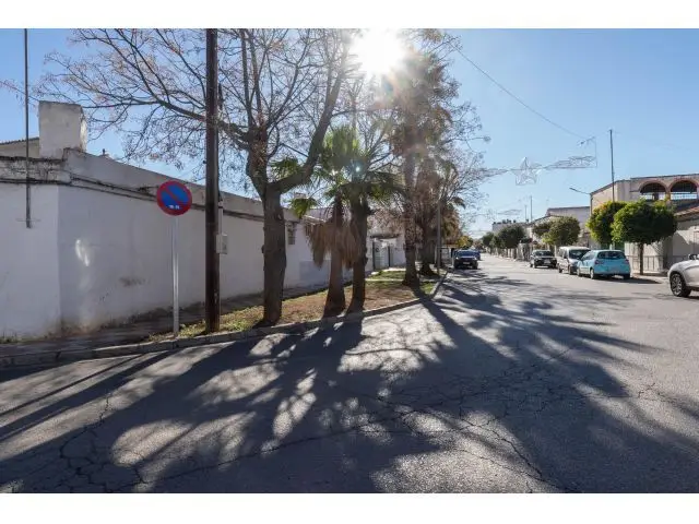 Casa Unifamiliar en Albolote con Opci	ón de Promoción de Pisos