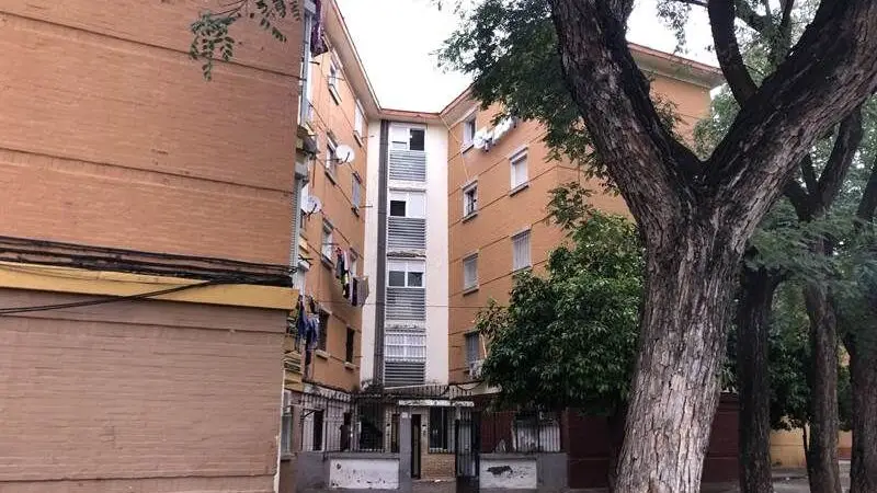 Oficina en Sevilla: Inversión Inmobiliaria, Sin Financiación