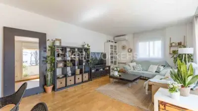 Apartamento 3 habitaciones con piscina y parking en Sant Feliu