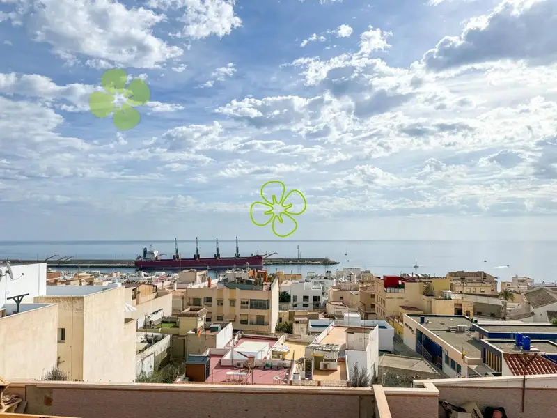Ático con Vistas al Mar en Garrucha Almería