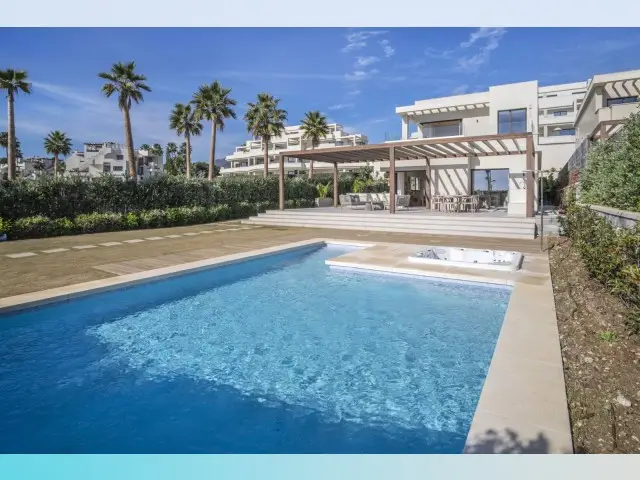 Casa Villa Lujo 5 Dormitorios Milla Oro Estepona