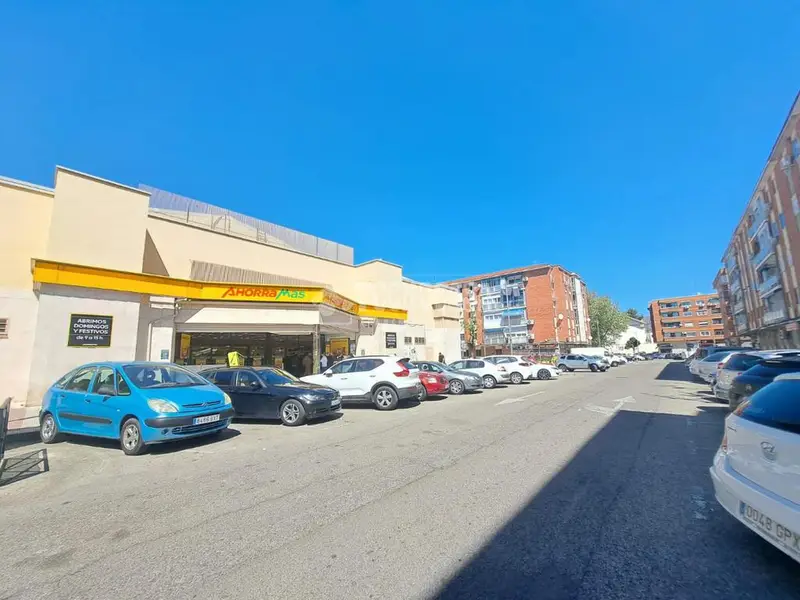 Piso en Venta Parla Zona Reyes