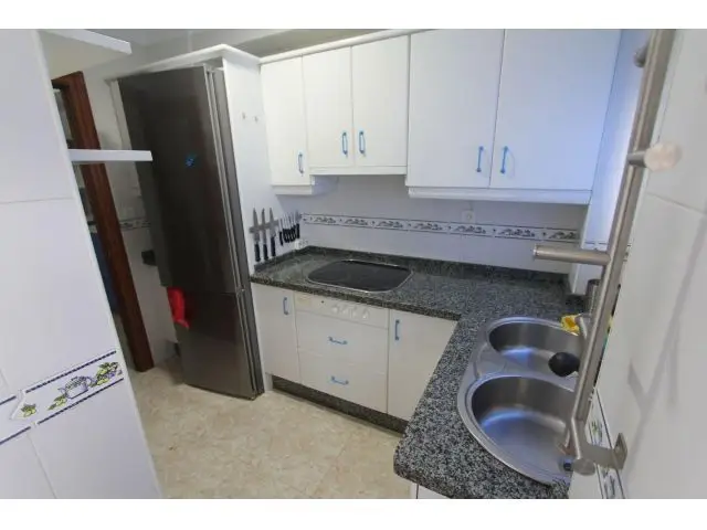Apartamento Temporada Torre del Mar 2 Dormitorios Piscina y Garaje