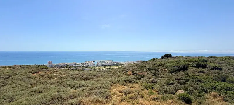 Atico en Manilva con Vistas al Mar y Puerto Deportivo