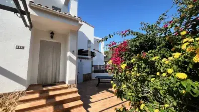Casa en Alcalà de Xivert con 2 Dormitorios 2 Baños Jardin y Piscina