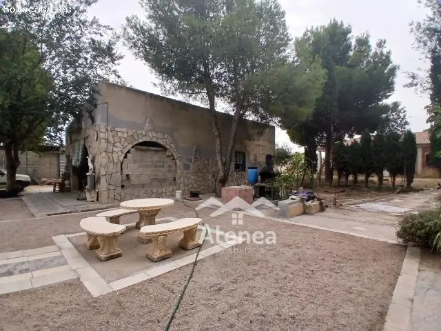 Venta de Chalet con Parcela en Casas Viejas Albacete