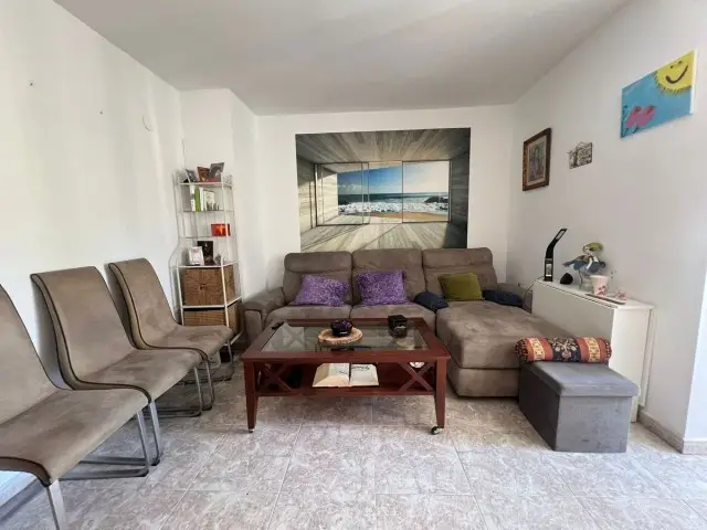 Estudio 43m2 Renovado Torremolinos 1 Dormitorio Vistas Parciales Mar
