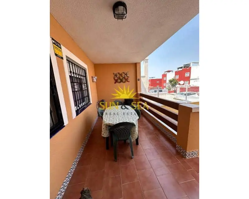 Chalet en alquiler en Los Altos, Alicante