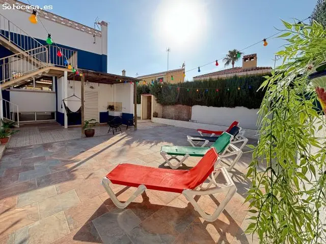 Habitacion con Baño Privado para Estudiantes cerca Universidad Alicante