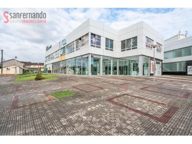 Local Comercial 10 Metros Escaparate Poligono Industrial