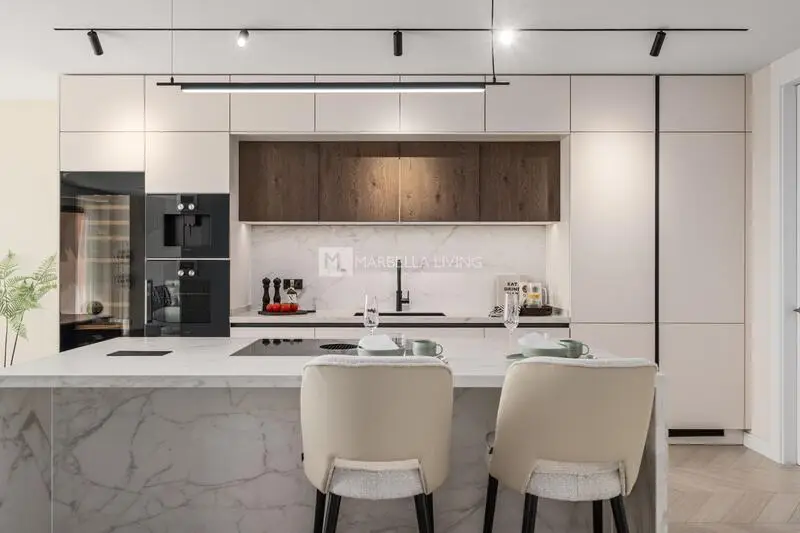 Apartamento 4 Dormitorios en Nueva Andalucía