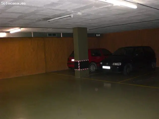 Parking en Alquiler Barcelona Viladomat 10m2