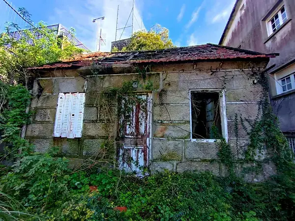 Suelo Urbano en Poio Pontevedra para Edificio Plurifamiliar