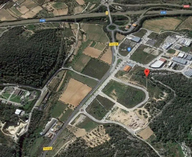 Solar Industrial en Calafell 1892m2 Cerca C32 y N340