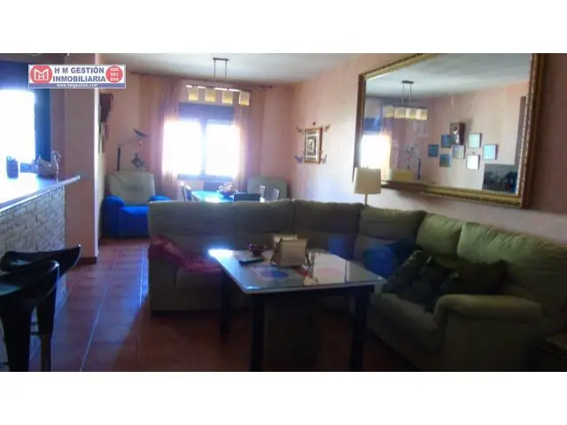 Chalet Nuevo en Alcázar de San Juan 4 habitaciones 2 baños Garaje Jardín
