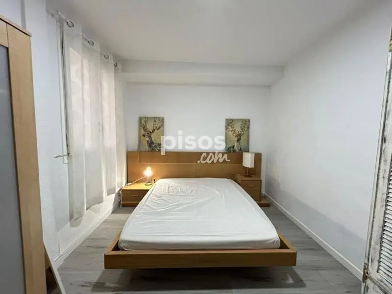 Habitación en Alquiler en Nou Eixample Sud