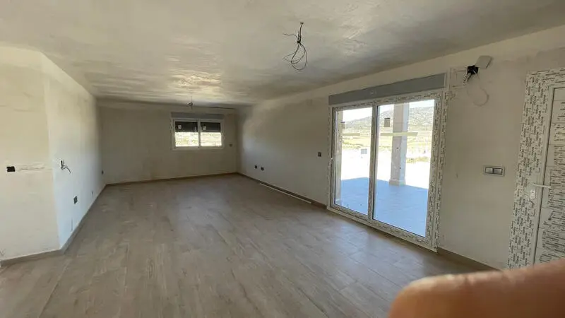Villa de 3 dormitorios en Pinoso Alicante