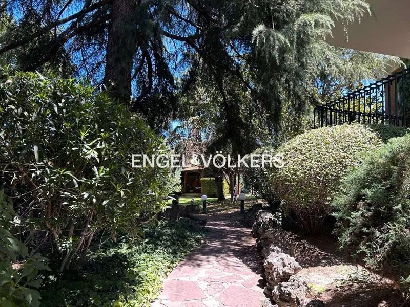 Chalet en venta en Colonia Interland Majadahonda