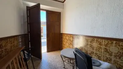 Casa Adosada con Nave Industrial en Ardales