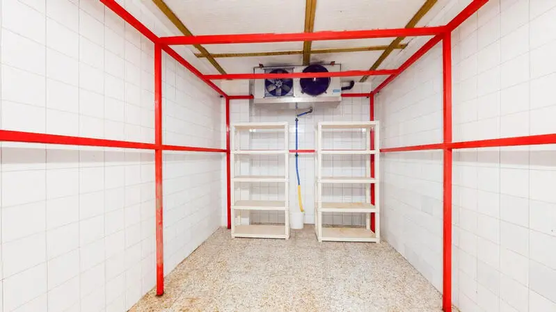 Local Comercial 86m2 Fuengirola Carnicería Equipada Alta Rentabilidad