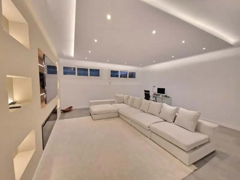 Apartamento Dúplex Lujoso en Benahavis