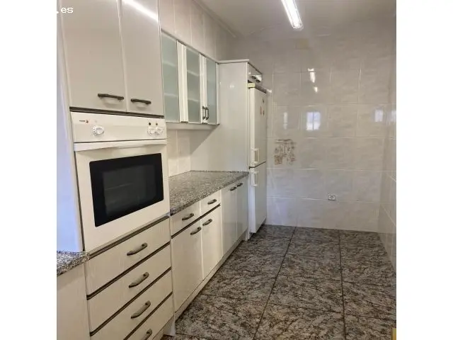 Piso en Valls de Torroella: 3 habitaciones, ideal familias y tranquilidad