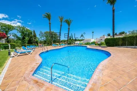 Casa Adosada Moderna 2 Dormitorios Cerca Aloha Golf Club Marbella