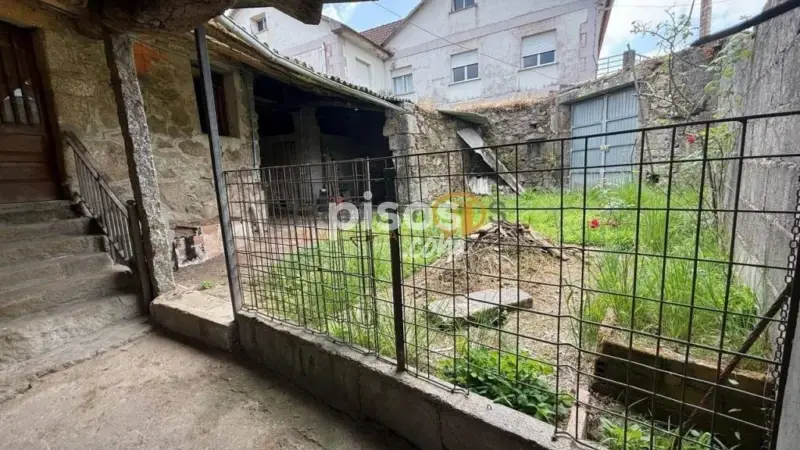 Casa Rustica en Meis para Restaurar con Finca