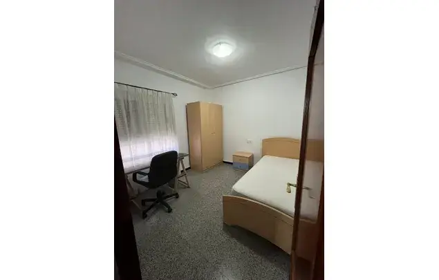 Casa 4 Dormitorios Valencia Alquiler Estudiantes Centro