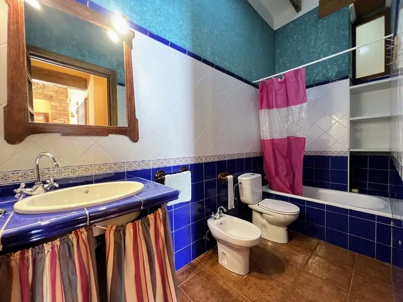 Casa Rural con 4 Dormitorios en Benisivà
