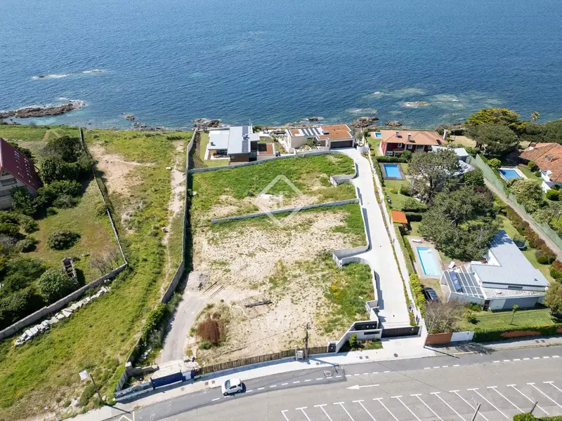 Parcelas en Vigo con Licencia: Vistas al Mar y Islas Cíes