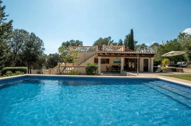Chalet en Alquiler Mallorca Invierno 4 Dormitorios Piscina Privada