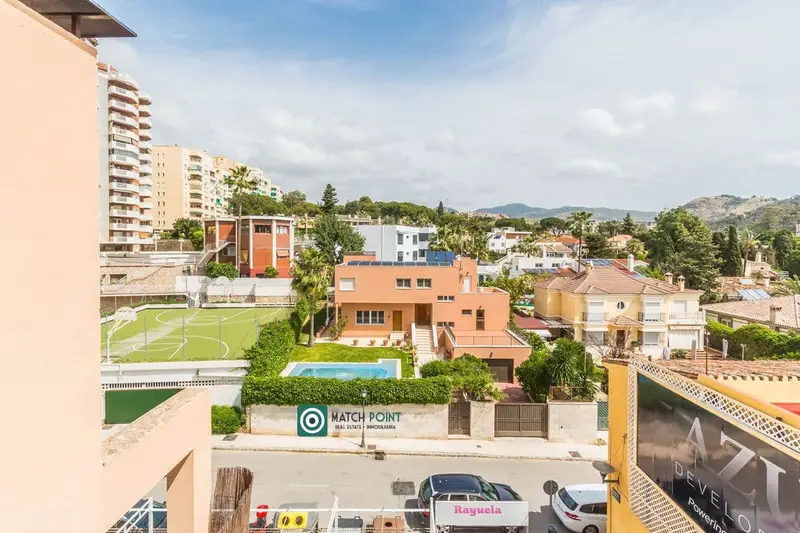Ático en venta El Limonar Málaga 2 dormitorios terraza 40m2