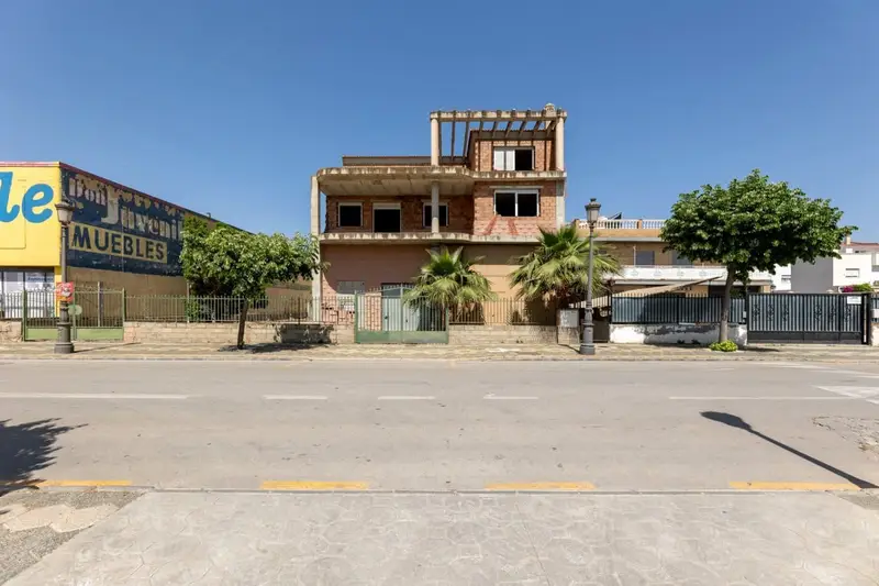 Edificio en Venta Atarfe 1200m2 Gran Oportunidad Inversion